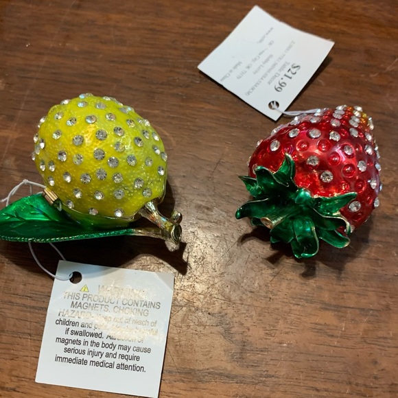 .2 small Decorative Jewelry Boxes - Picture 11 of 16